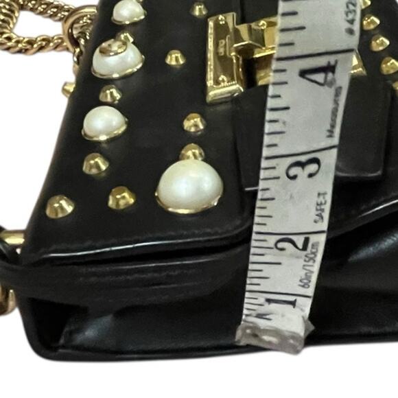Gucci Black Leather Faux Pearl Padlock Shoulder Bag - Picture 8 of 16